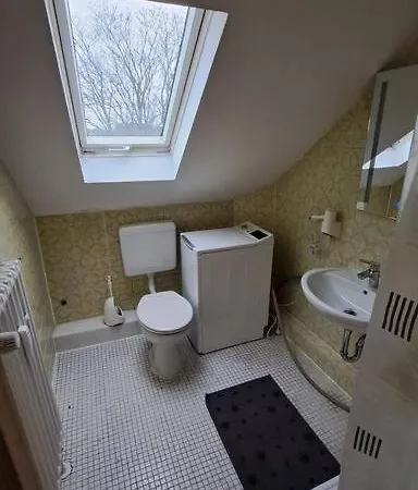 Kleine Uninaehe. Bad. Wlan Kueche *